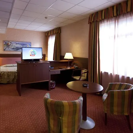 Palace Moderno 호텔