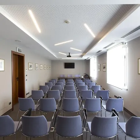 מלון Palace Moderno