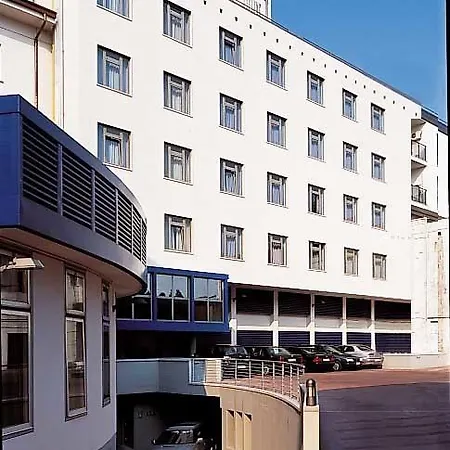 Palace Moderno מלון 4*