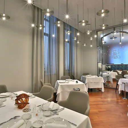Palace Moderno 4*