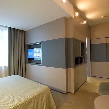 Palace Moderno فندق 4*