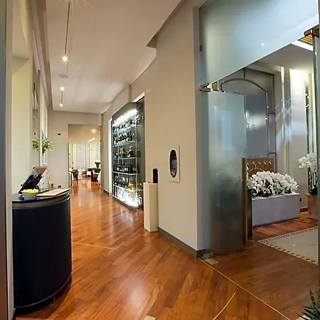 Palace Moderno فندق 4*