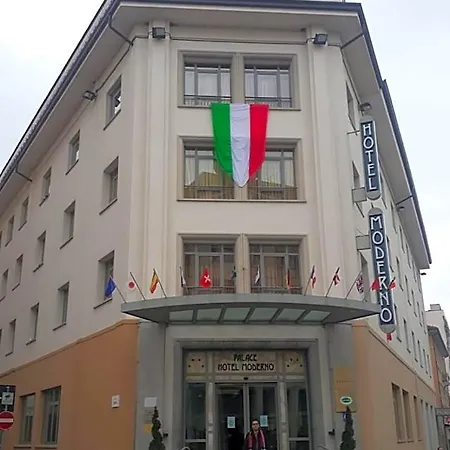 Отель Palace Moderno Порденоне