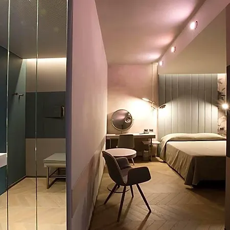 Palace Moderno 4*