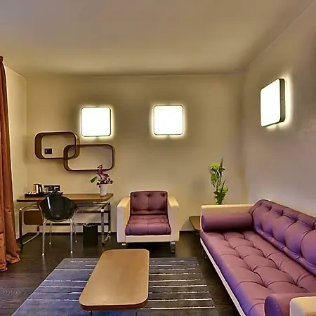 Palace Moderno Hotel 4*