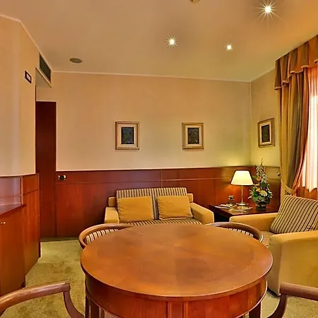 Palace Moderno Hotel