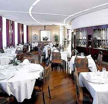 Palace Moderno 4* פורדנונה
