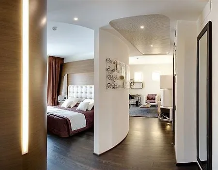 Palace Moderno فندق