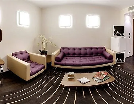 Palace Moderno 4*