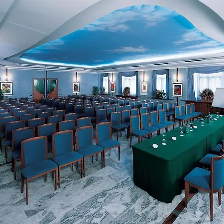 Palace Moderno 4* بوردينوني