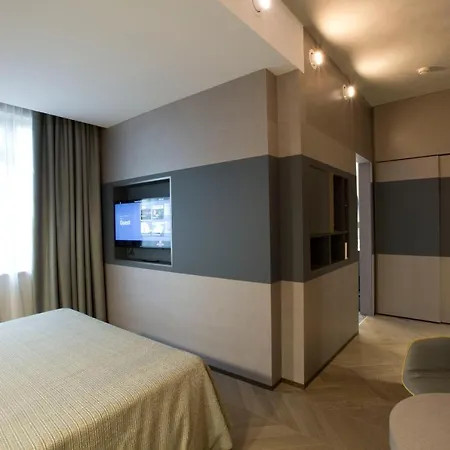 Palace Moderno 호텔 포르데노네