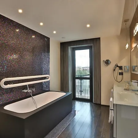 מלון Palace Moderno